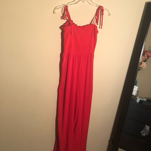 Red jumpsuit, size Small, new with tags - Picture 6 of 6